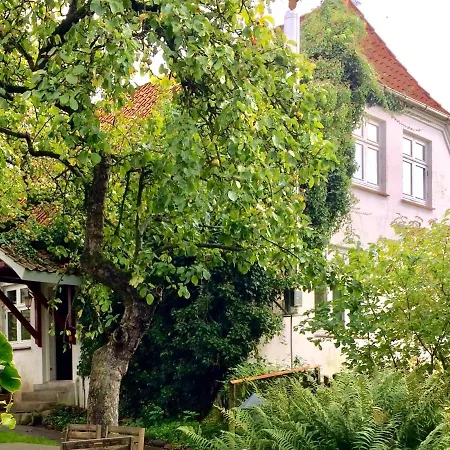 Ferienwohnung Ostseehaus Apfelgarten Apartment Scharbeutz